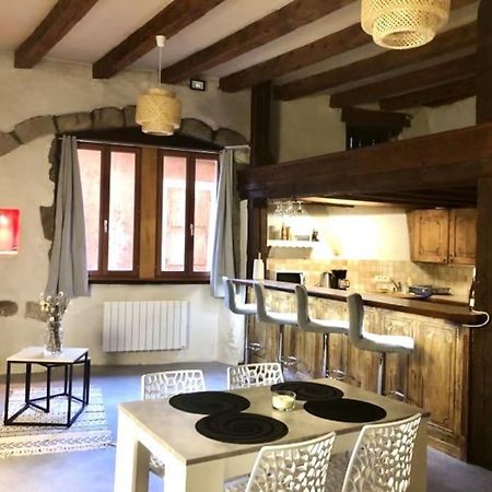 L'Atypique, Bord Du Thiou Apartman Annecy Kültér fotó